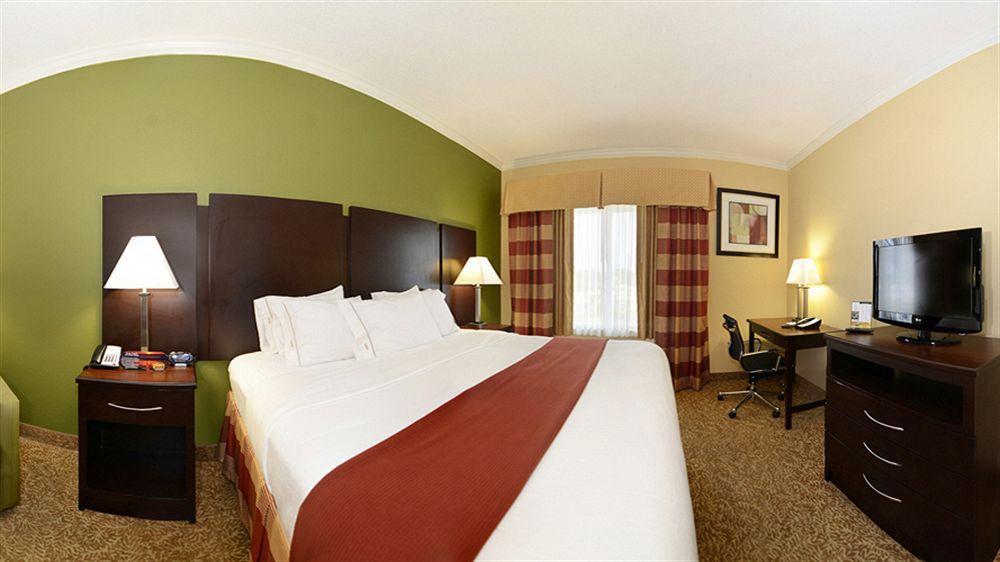 Holiday Inn Express & Suites Bonifay By Ihg Bagian luar foto